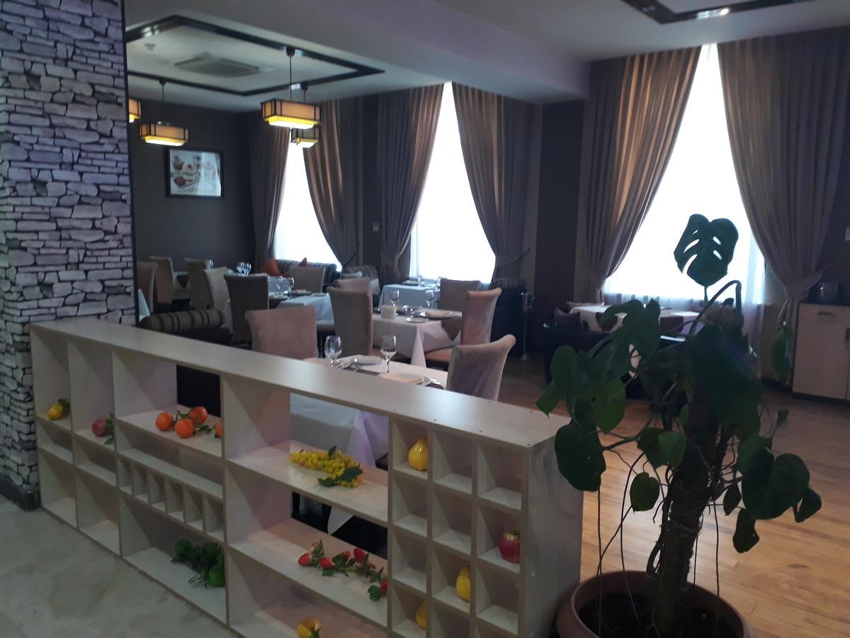 Caspian Ulduz Hotel Baku Exterior photo