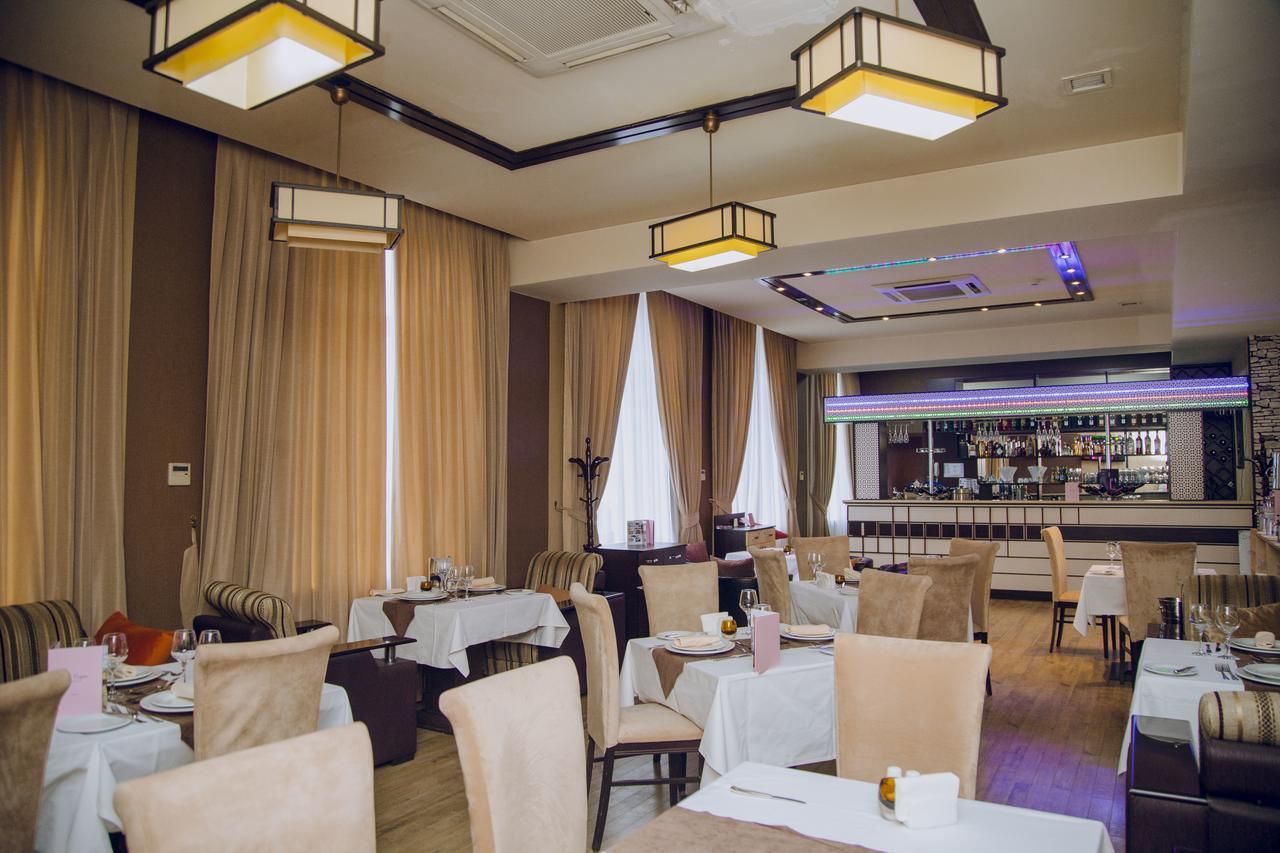 Caspian Ulduz Hotel Baku Exterior photo